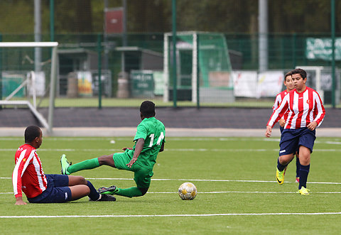 Nouveau terrain foot 2014