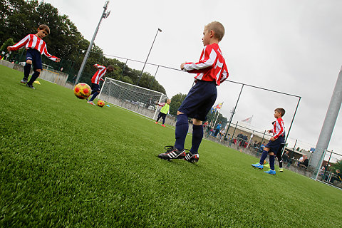 Nouveau terrain foot 2014