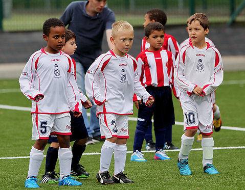 Nouveau terrain foot 2014