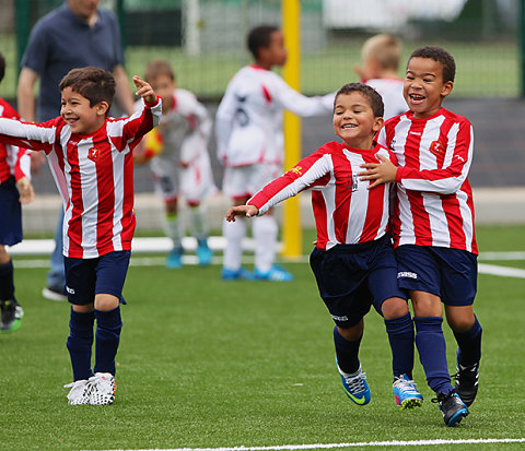 Nouveau terrain foot 2014