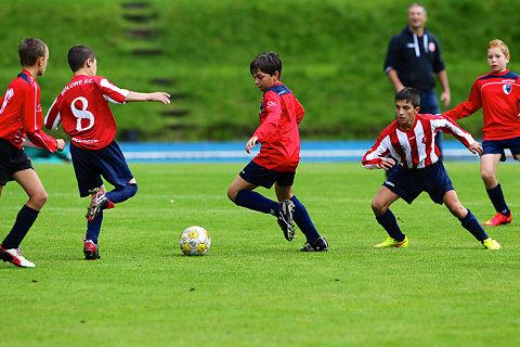 Nouveau terrain foot 2014