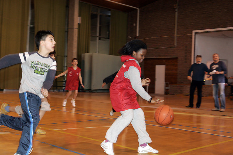 TOURNOI INTESCOLAIRE DE BASKET