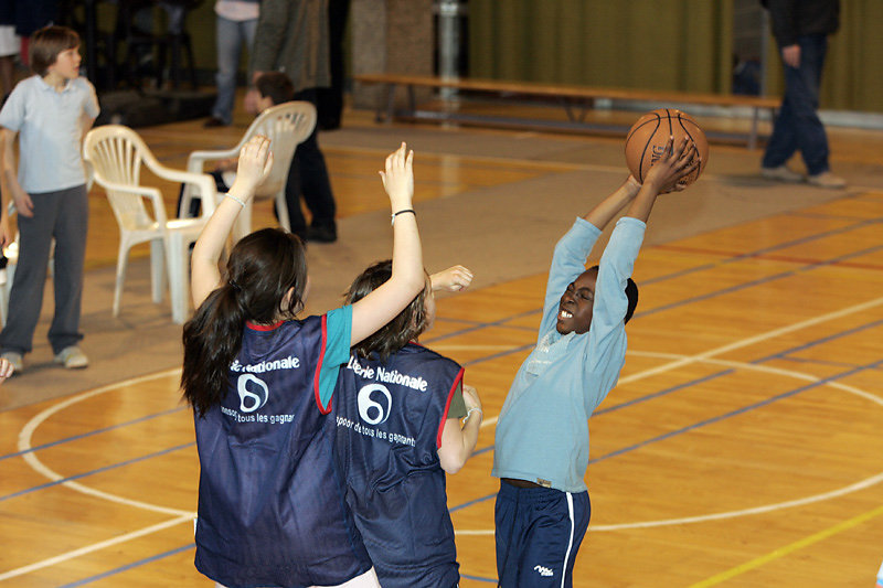 TOURNOI INTESCOLAIRE DE BASKET
