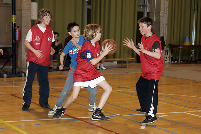 TOURNOI INTESCOLAIRE DE BASKET
