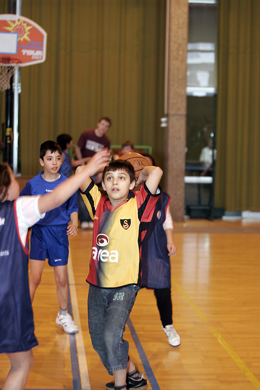TOURNOI INTESCOLAIRE DE BASKET