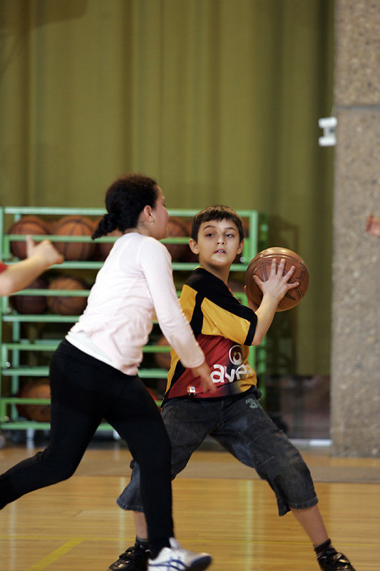 TOURNOI INTESCOLAIRE DE BASKET