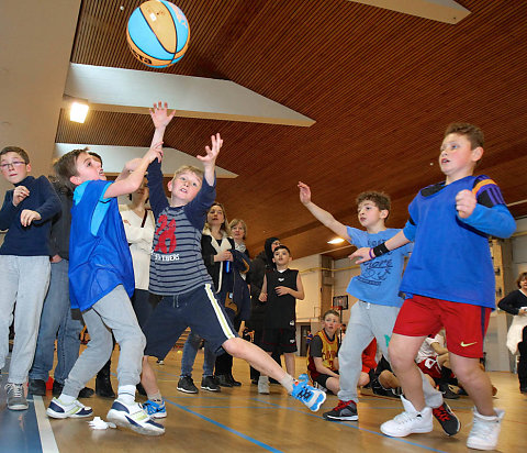 Challenge Interscolaire de Mini-baskett 2016