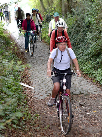 Randonnée à vélo 2016 + inauguration ferme urbaine Hof-ten-Berg 