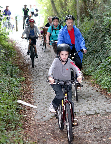 Randonnée à vélo 2016 + inauguration ferme urbaine Hof-ten-Berg 