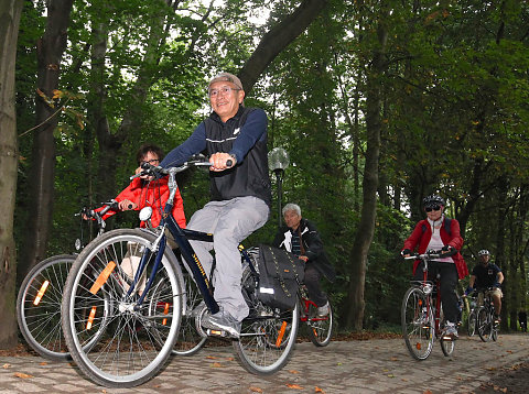 Randonnée à vélo 2016 + inauguration ferme urbaine Hof-ten-Berg 