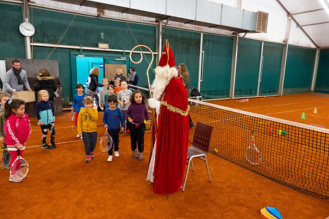 Saint-Nicolas à la Wolu Tennis Academy