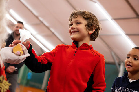 Saint-Nicolas à la Wolu Tennis Academy