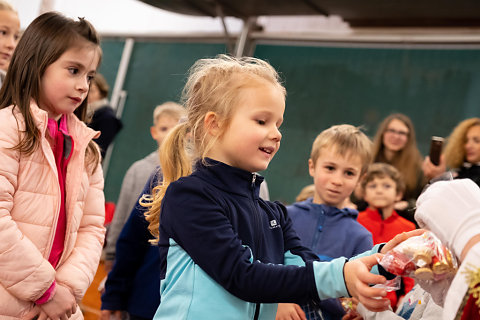 Saint-Nicolas à la Wolu Tennis Academy