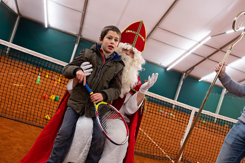 Saint-Nicolas à la Wolu Tennis Academy