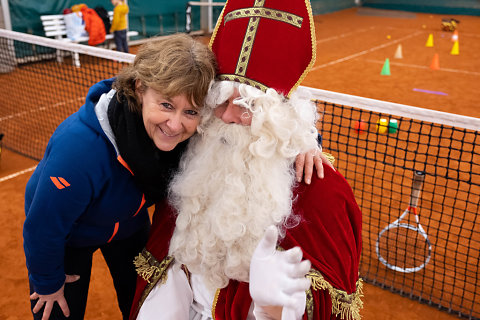 Saint-Nicolas à la Wolu Tennis Academy