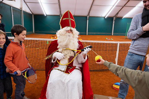 Saint-Nicolas à la Wolu Tennis Academy