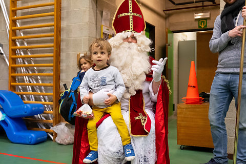 Saint-Nicolas à la Wolu Tennis Academy